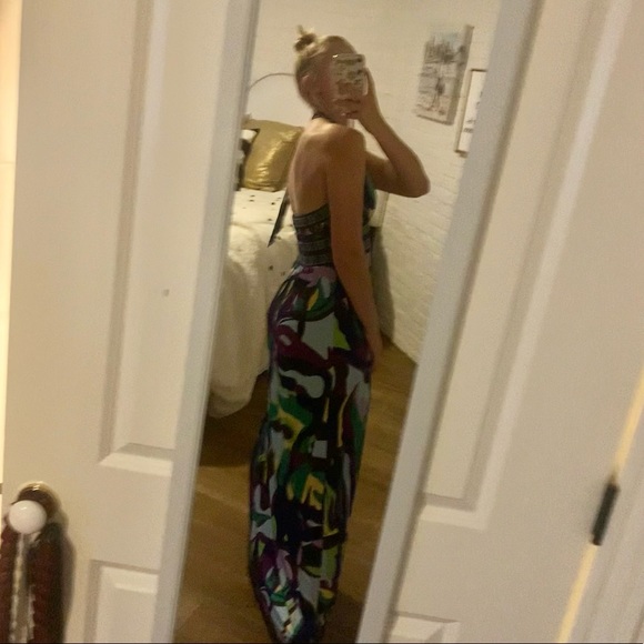 BCBG Halter Dress (Womens size XS- but can fit m) - Picture 4 of 5